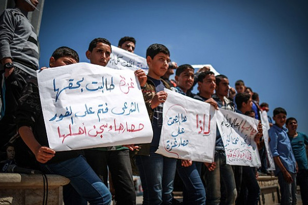 Gazzelilerden ambargoya karşı liman talebi