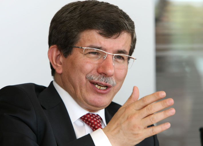Davutoğlu'ndan askerlik müjdesi