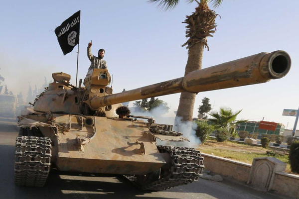 IŞİD Kobani’de tanklarla saldırıya geçti