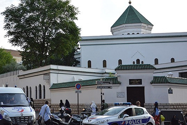 Müslüman istatistiği tutan başkana soruşturma