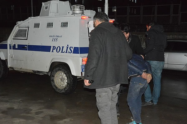 Siirt'te örgüt üyesi 11 kişi gözaltına alındı