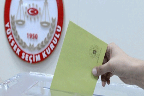 Türkiye 'seçimini' yapıyor