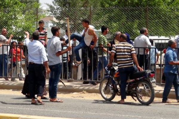 Sandık başında kavga: 15 yaralı