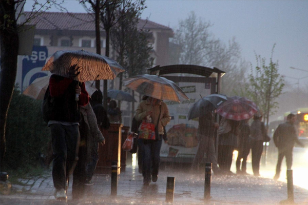 Meteoroloji'den 4 ile sağanak uyarısı