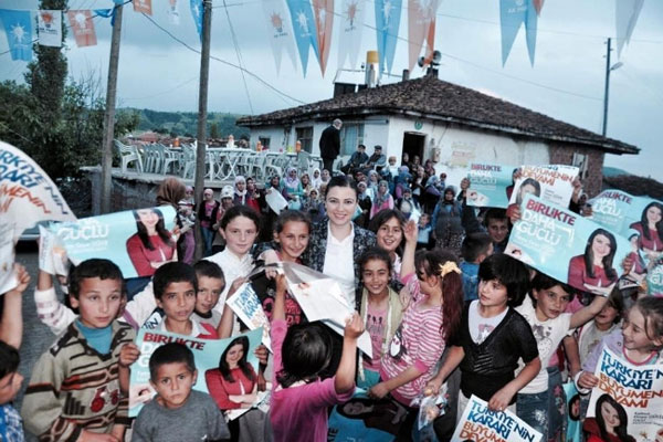 AK Parti'nin en genç kadın milletvekili