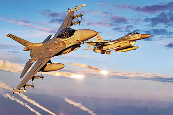 Koalisyon uçakları 7 kişiyi öldürdü