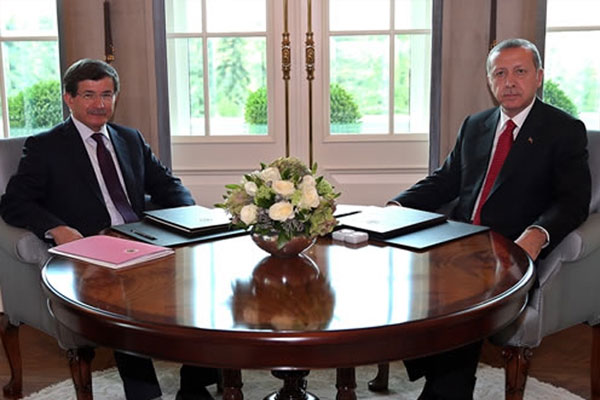 Erdoğan ve Davutoğlu görüşmesi yarına alındı