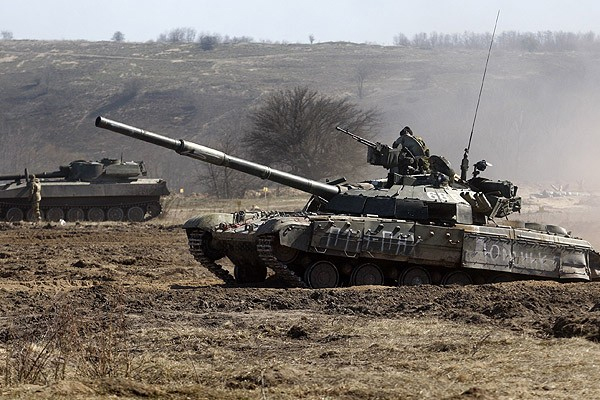 Askeri araç mayına bastı: 7 ölü