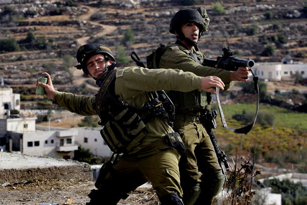 İsrail ordusu 15 Filistinliyi gözaltına aldı