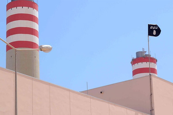 Kaddafi'nin memleketini ele geçirdiler