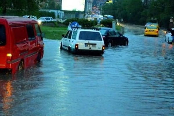 Meteoroloji'den 'acil' koduyla uyarı