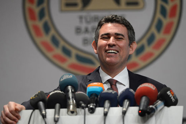 'Başarısızız, kurultayı toplayalım'