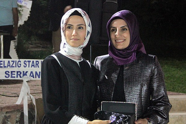 'Kadın güçlü olursa demokrasi de güçlü olur'