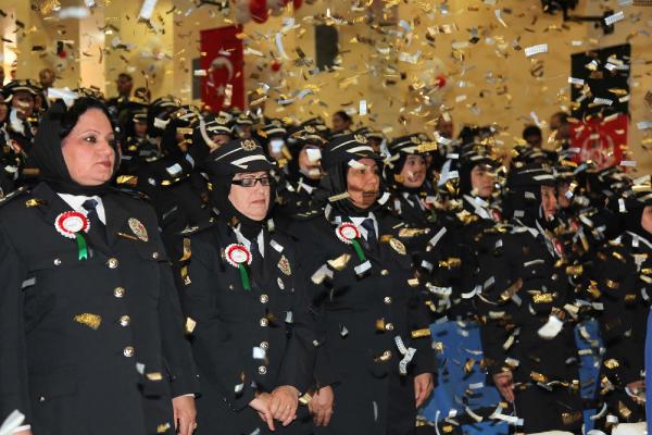 Kadın polis adayları eğitime başladı