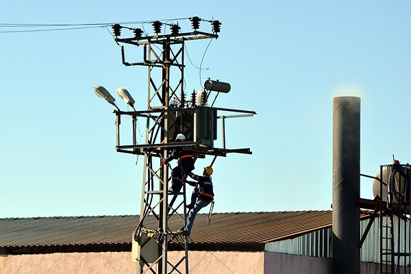 Dicle EDAŞ'tan 'IŞİD'e elektrik' iddialarına yanıt