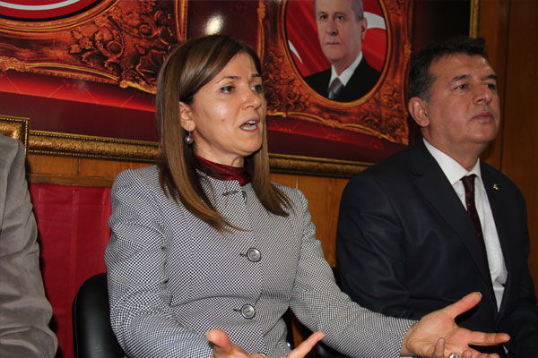 MHP'ye ABD'li heyetten ziyaret