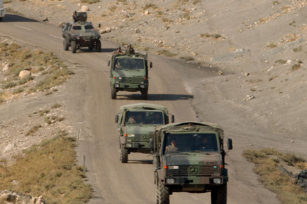 Siirt'te askeri konvoya ateş açıldı