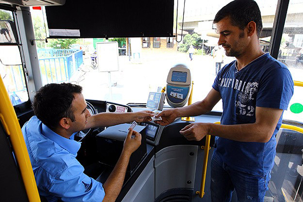 'Kağıt bilet' de çözüm olmadı