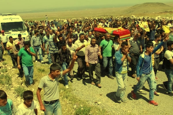 IŞİD'in öldürdüğü YPG'li Iğdır'da defnedildi