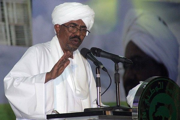 Beşir, Güney Afrika’dan çıkamıyor