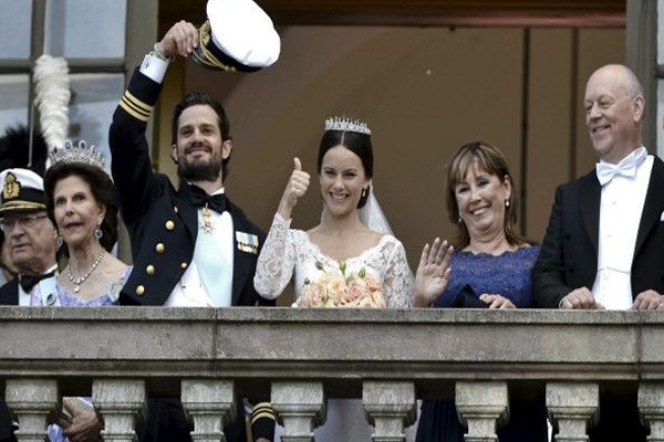 İsveç'te 'Külkedisi' masalı: Saray'a garson gelin