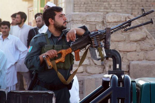 Afganistan'da kanlı çatışma!