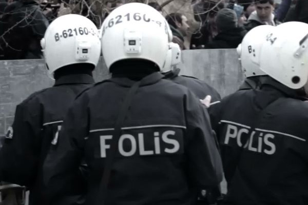 Diyarbakır'da 22 tutuklama