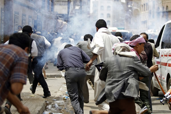 Yemenli Husilerden sivil katliamı