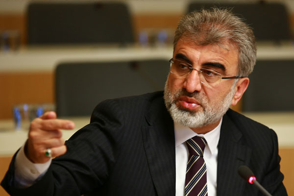 Gül'ün eski danışmanına AK Parti'den tepki