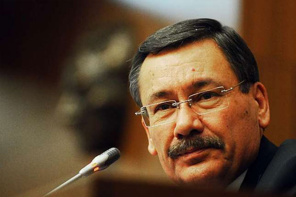 Gökçek Twitter'dan yüklendi