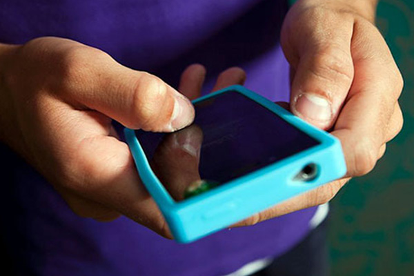 Telefon rehberleri internete sızdı!