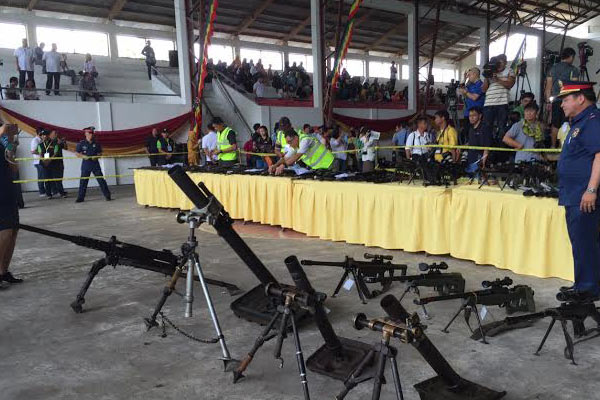 Filipinler'de barış süreci başladı