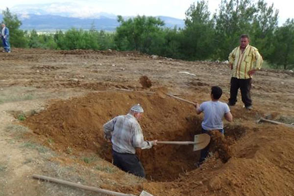 İşte Demirel’in mezarı