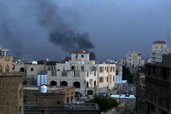 Yemen'de üç cami kana bulandı