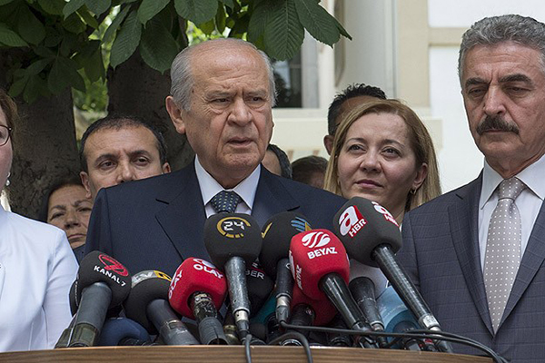 Demirel'in evine taziye ziyareti