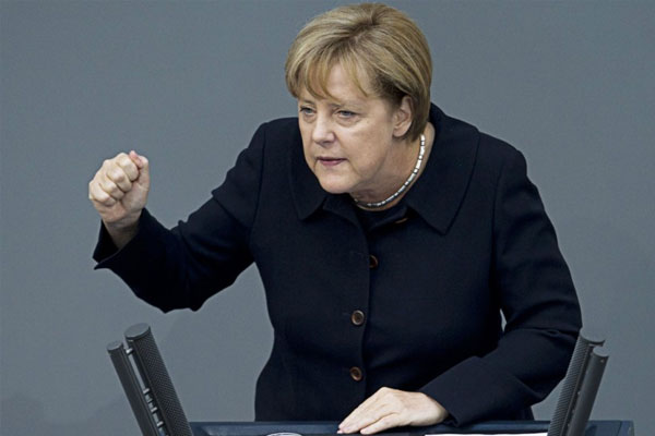 Merkel'den Yunanistan açıklaması