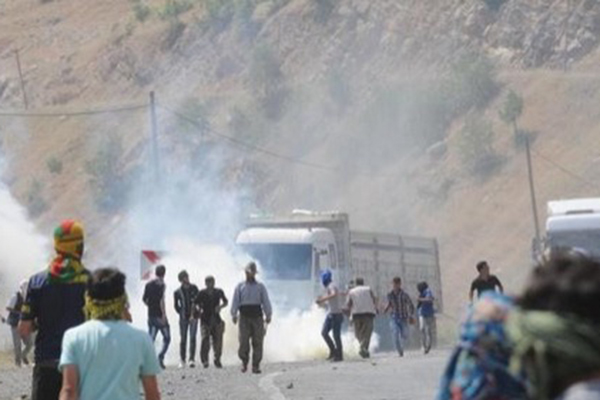 Çukurca'da 'yol' gerilimi devam ediyor