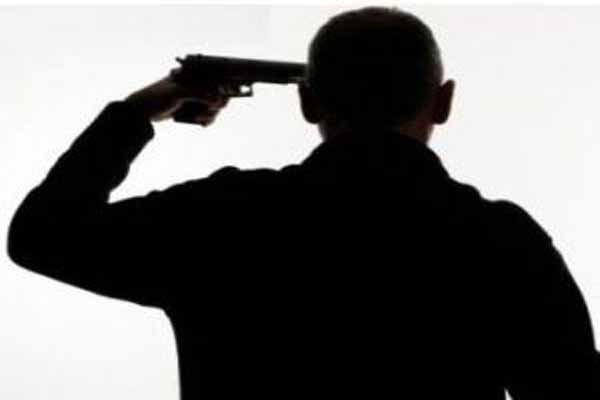 Türkiye'de en çok erkekler intihar ediyor