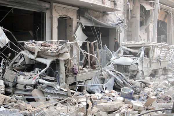 Esed Halep'i yine varillerle vurdu