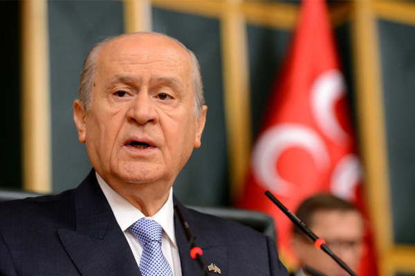 Cumhuriyet Bahçe'linin portresini çizdi