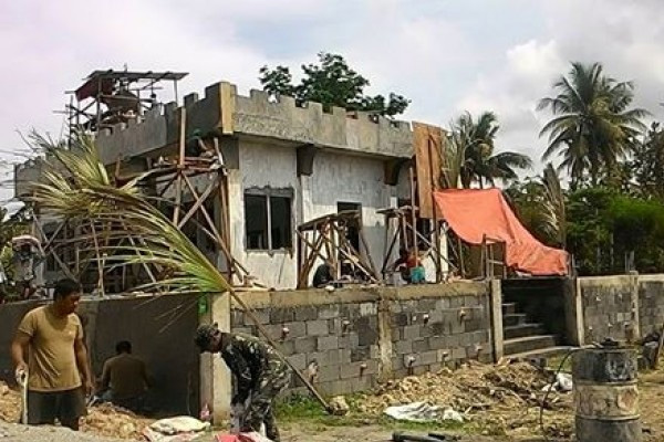 Barıştan sonra yıktığı camiyi onardılar