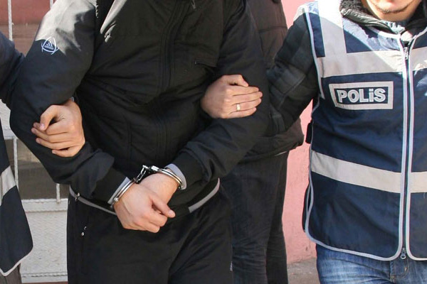 'Kumpas' soruşturmasında 4 tutuklama