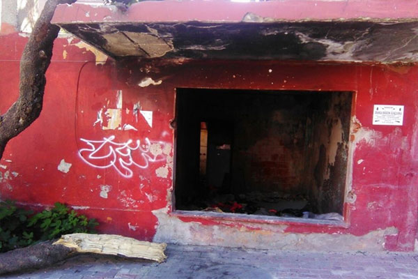 İstanbul’da eski binadan cephanelik çıktı