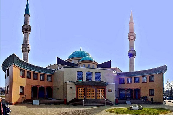 Hollanda'da camiye tehdit mektubu