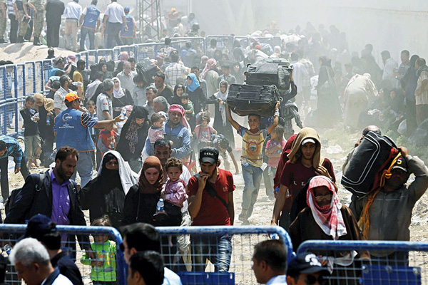 Hakan Albayrak'tan dört dilde çağrı