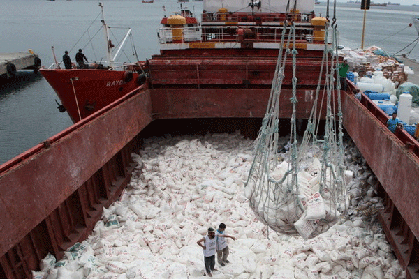 Türkiye Yemen'e 'yardım gemisi' gönderecek