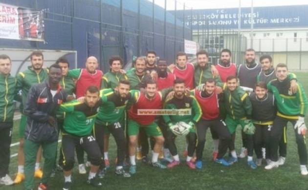 Galatasaraylı Eboue amatör ligde