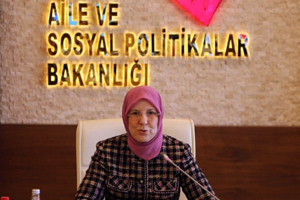 Bakan’dan ’Özgecan davası’ yorumu