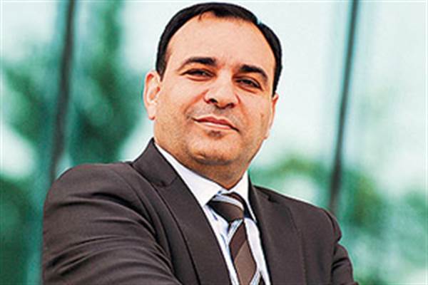 Bülent Keneş istifa ettti