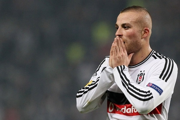 İspanyol devi Töre'ye talip oldu